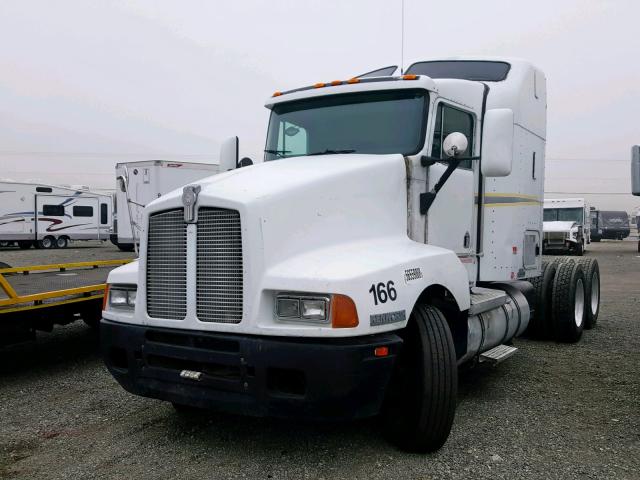 1XKADR9X1TJ716843 - 1996 KENWORTH CONSTRUCTI WHITE photo 2