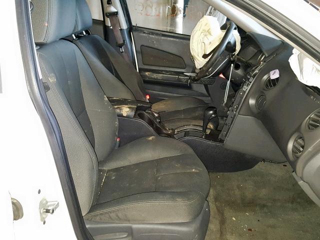 2G2WP522541372983 - 2004 PONTIAC GRAND PRIX WHITE photo 5