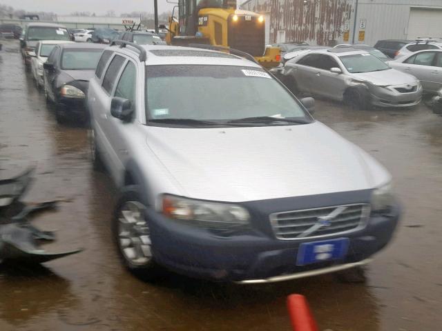 YV1SZ59H941140062 - 2004 VOLVO XC70 SILVER photo 1