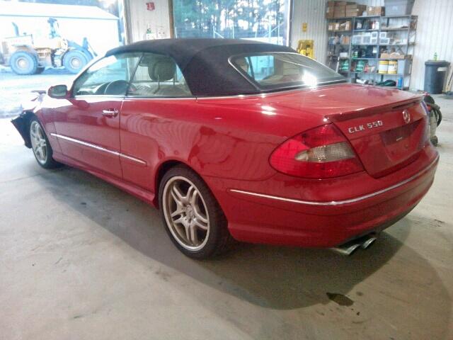 WDBTK72FX8T092938 - 2008 MERCEDES-BENZ CLK 550 RED photo 3