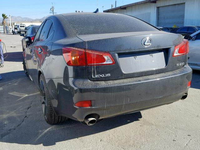 JTHBF5C24A2095099 - 2010 LEXUS IS 250 GRAY photo 3