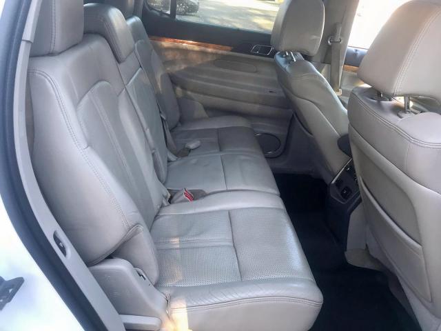 2LMHJ5AT0ABJ15509 - 2010 LINCOLN MKT WHITE photo 10