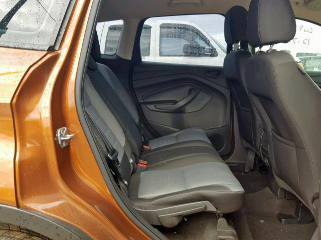 1FMCU0F74HUA12089 - 2017 FORD ESCAPE S ORANGE photo 6