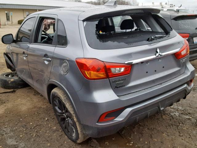 JA4AP3AU4JU016189 - 2018 MITSUBISHI OUTLANDER GRAY photo 3