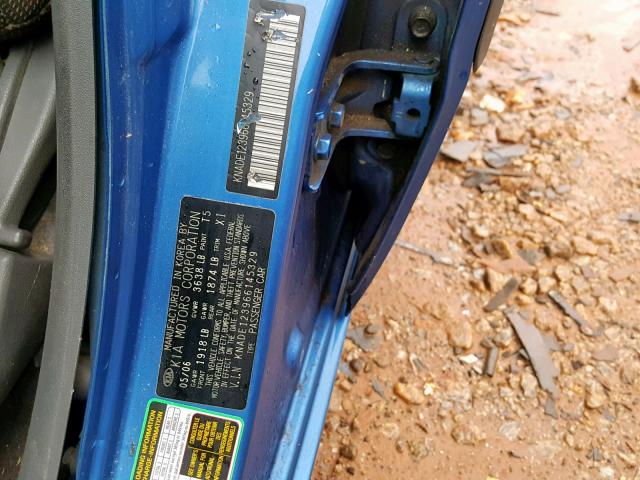 KNADE123966145329 - 2006 KIA RIO BLUE photo 10