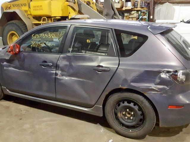 JM1BK343171693190 - 2007 MAZDA 3 HATCHBAC GRAY photo 9