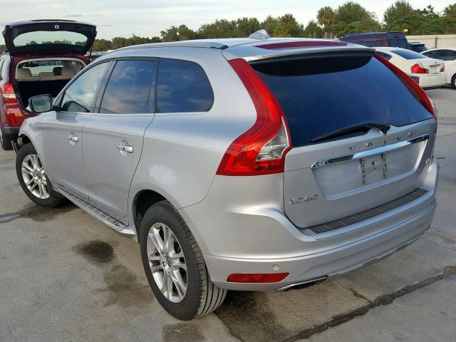 YV440MDK9G2804944 - 2016 VOLVO XC60 T5 SILVER photo 3