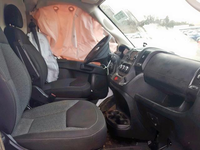 3C6TRVDG4JE151589 - 2018 RAM PROMASTER 白色 照片 5