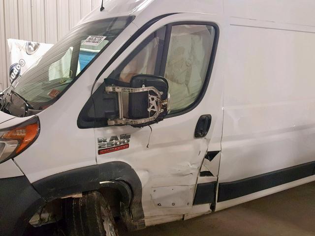 3C6TRVDG4JE151589 - 2018 RAM PROMASTER 白色 照片 9