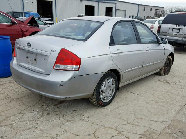 KNAFE222295658681 - 2009 KIA SPECTRA EX SILVER photo 4