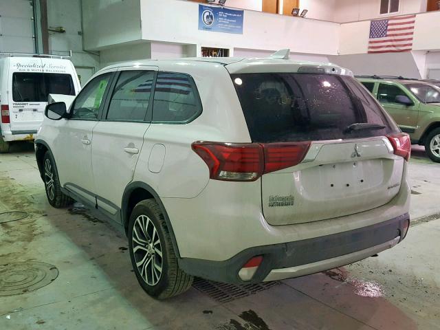 JA4AZ2A32HZ059843 - 2017 MITSUBISHI OUTLANDER WHITE photo 3