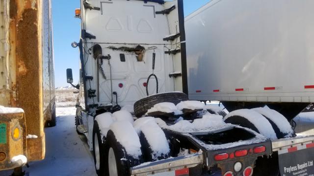 1FUJGLDR5DSBW7115 - 2013 FREIGHTLINER CASCADIA 1 WHITE photo 3