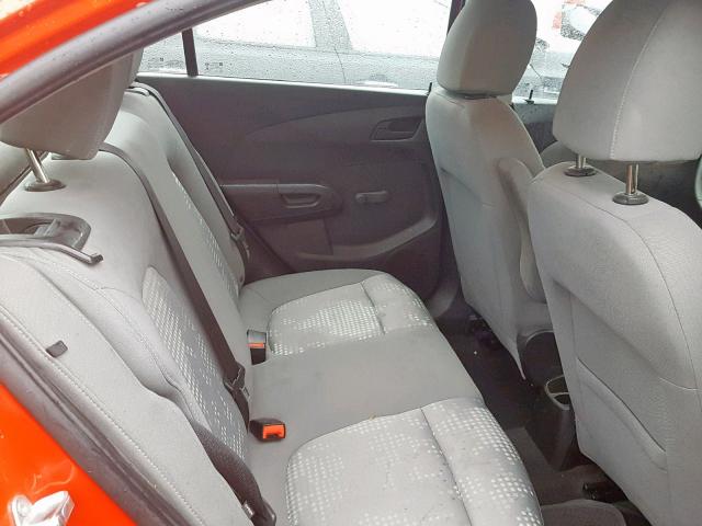 1G1JB5SHXH4174167 - 2017 CHEVROLET SONIC LS 红色 照片 6