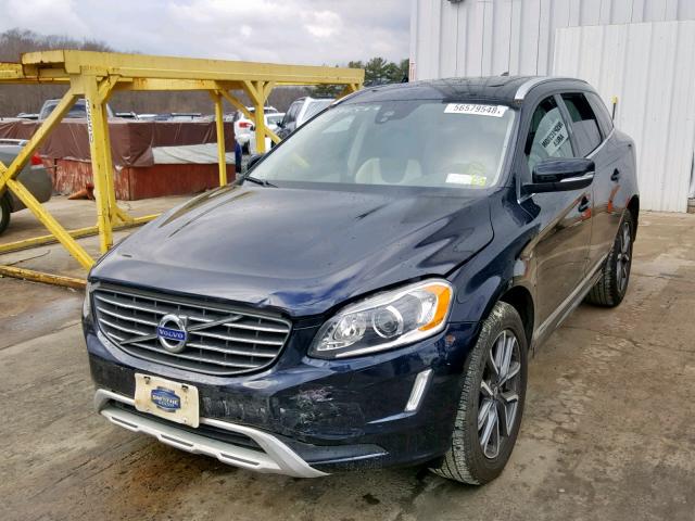 YV449MRR9H2042356 - 2017 VOLVO XC60 T6 BLUE photo 2