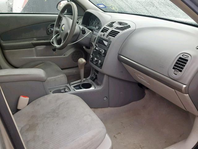 1G1ZS58F57F282465 - 2007 CHEVROLET MALIBU LS Күміс фото 5