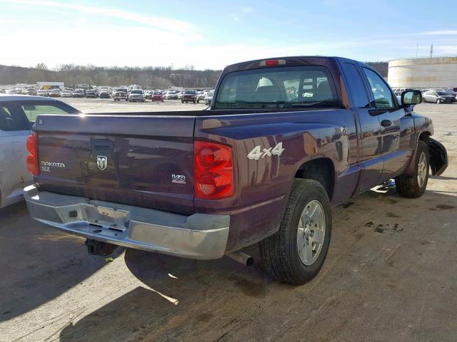 1D7HW42N05S252401 - 2005 DODGE DAKOTA SLT MAROON photo 4