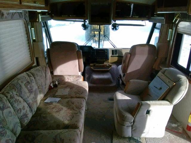 3FCMF53G4RJB07070 - 1994 PACE MOTORHOME BROWN photo 5