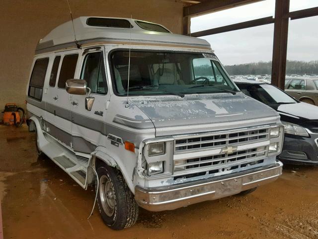 1GBEG25K0K7125098 - 1989 CHEVROLET G20 WHITE photo 1