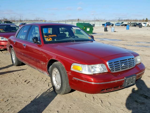 2FAFP74W9YX116393 - 2000 FORD CROWN VICT RED photo 1