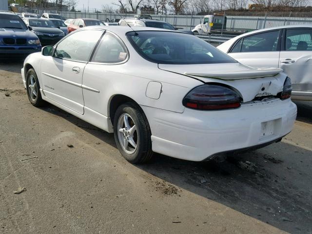 1G2WP12K62F122229 - 2002 PONTIAC GRAND PRIX WHITE photo 3