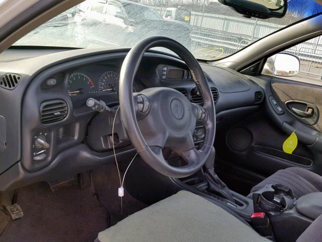 1G2WP12K62F122229 - 2002 PONTIAC GRAND PRIX WHITE photo 9