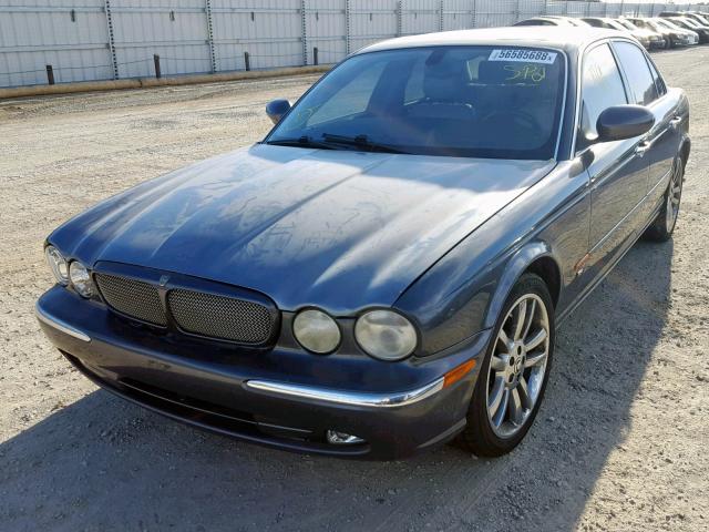 SAJWA73B44TG26009 - 2004 JAGUAR XJR S BLUE photo 2