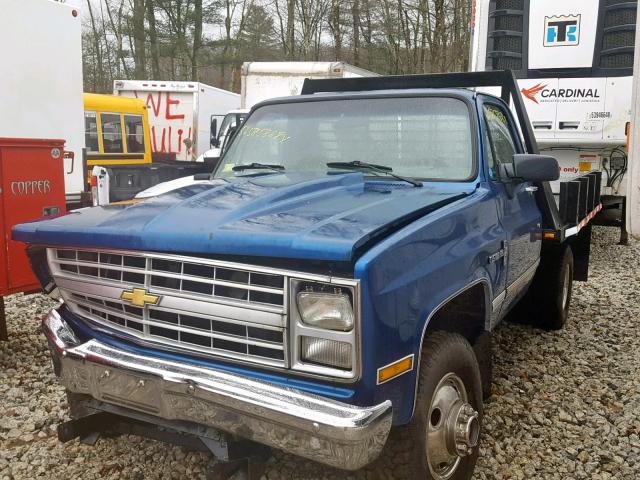 1GBHV34K4H5157603 - 1987 CHEVROLET V30 BLUE photo 2