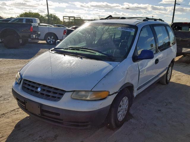 2P4GP25R2XR255435 - 1999 PLYMOUTH VOYAGER WHITE photo 2