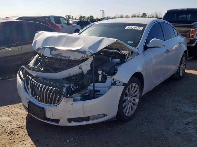 2G4GS5EV1C9213037 - 2012 BUICK REGAL PREM WHITE photo 2