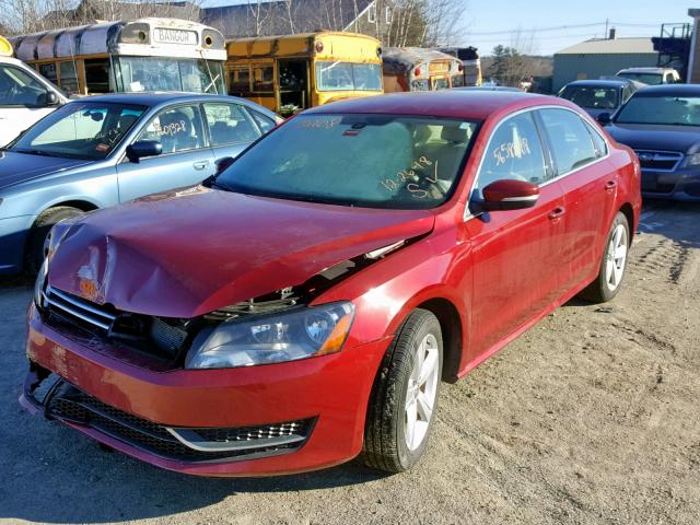 1VWBT7A36FC004043 - 2015 VOLKSWAGEN PASSAT SE RED photo 2