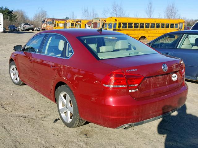 1VWBT7A36FC004043 - 2015 VOLKSWAGEN PASSAT SE RED photo 3