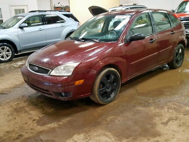 1FAHP37N97W230909 - 2007 FORD FOCUS ZX5 MAROON photo 2