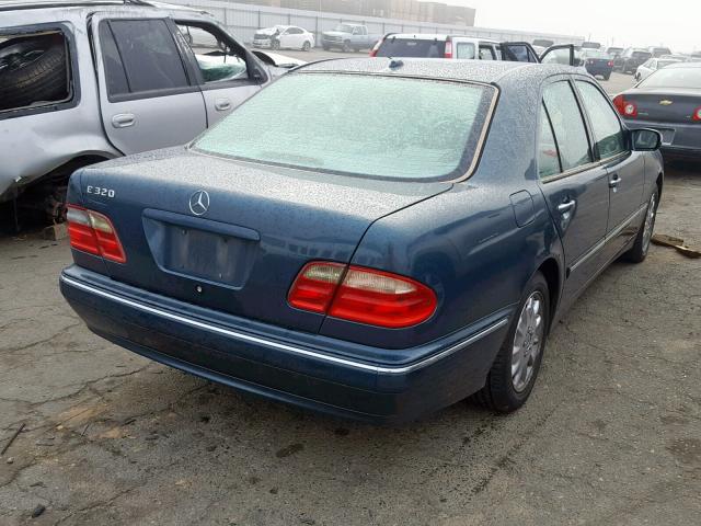 WDBJF65J41B285135 - 2001 MERCEDES-BENZ E 320 BLUE photo 4