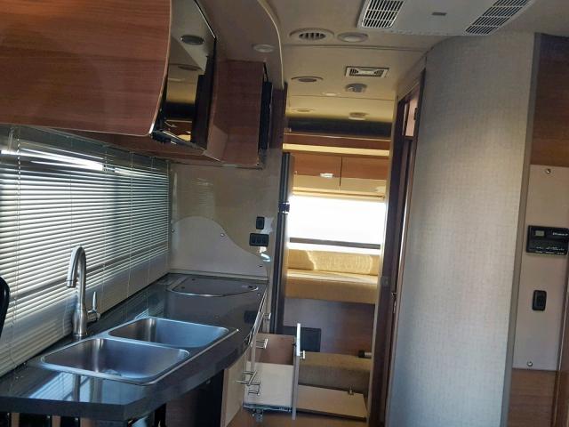 WDAPF4CC1F9618767 - 2016 ITAS MOTORHOME TWO TONE photo 6