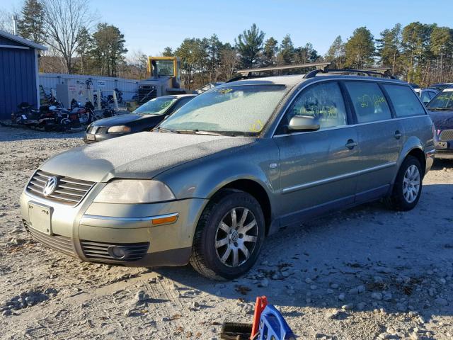 WVWVD63B83E239135 - 2003 VOLKSWAGEN PASSAT GLS GREEN photo 2