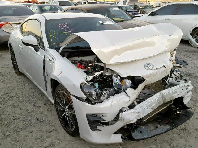 JF1ZNAA18H8709574 - 2017 TOYOTA 86 BASE WHITE photo 1