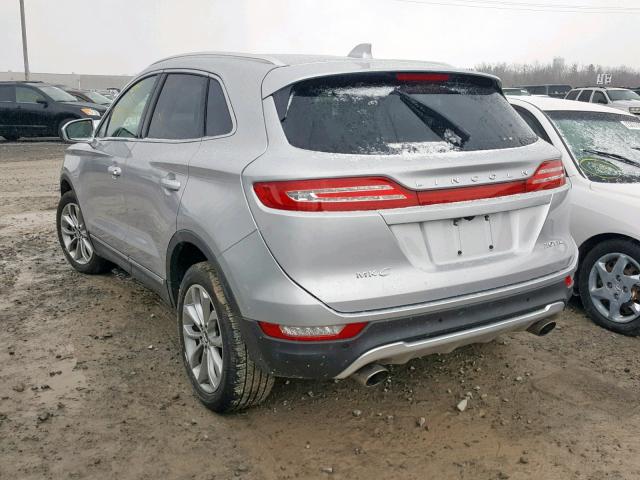 5LMCJ2D99JUL03831 - 2018 LINCOLN MKC SELECT GRAY photo 3