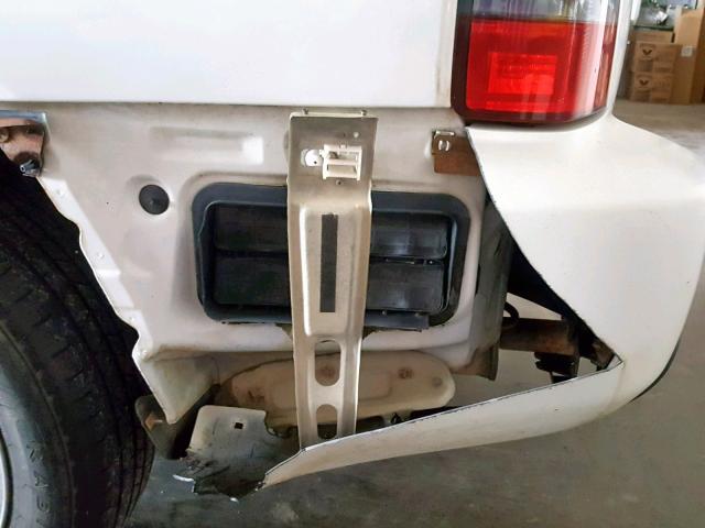 JF1SG66608H726236 - 2008 SUBARU FORESTER S 白色 照片 9