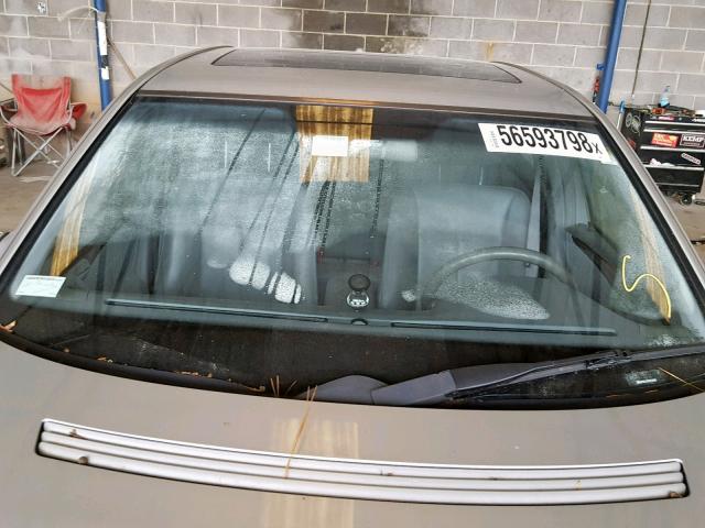 WDBJF65J31B333062 - 2001 MERCEDES-BENZ E 320 SILVER photo 9