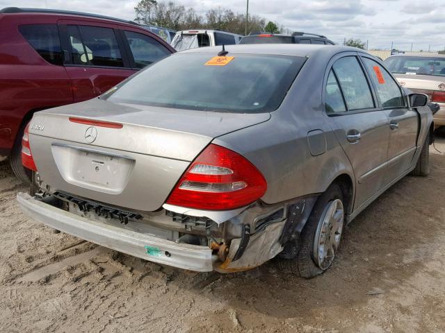 WDBUF65JX5A701648 - 2005 MERCEDES-BENZ E 320 GRAY photo 4