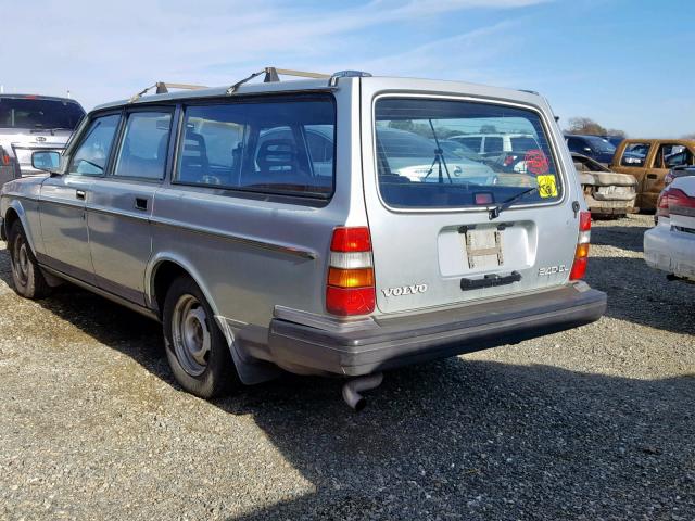 YV1AX8856J1788464 - 1988 VOLVO 245 DL SILVER photo 3