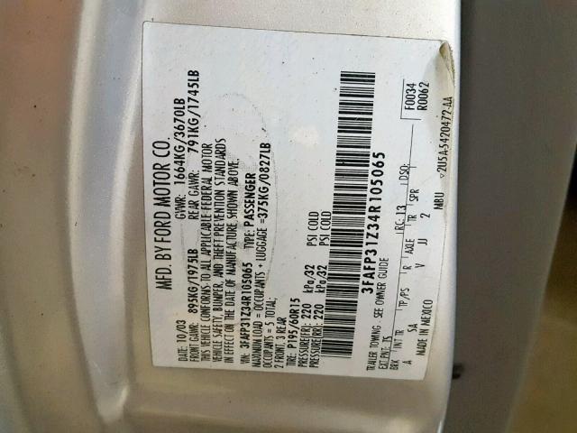 3FAFP31Z34R105065 - 2004 FORD FOCUS ZX3 SILVER photo 10