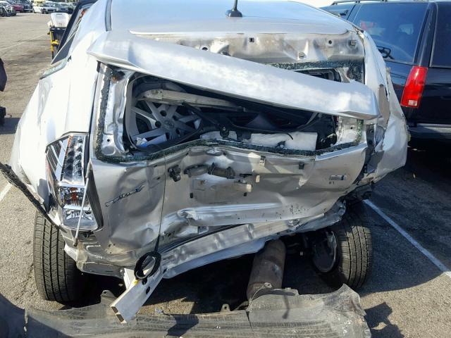 JTDZN3EU4C3040994 - 2012 TOYOTA PRIUS V SILVER photo 9