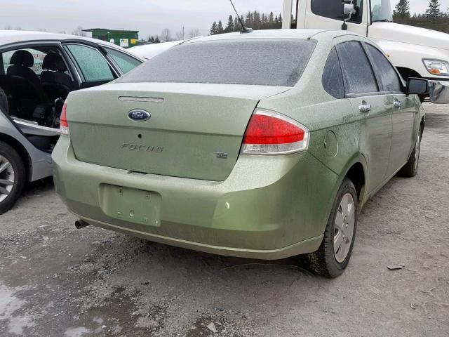 1FAHP34N68W218223 - 2008 FORD FOCUS S/SE GREEN photo 4