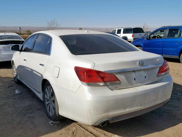 4T1BK3DB1BU403184 - 2011 TOYOTA AVALON BAS WHITE photo 3