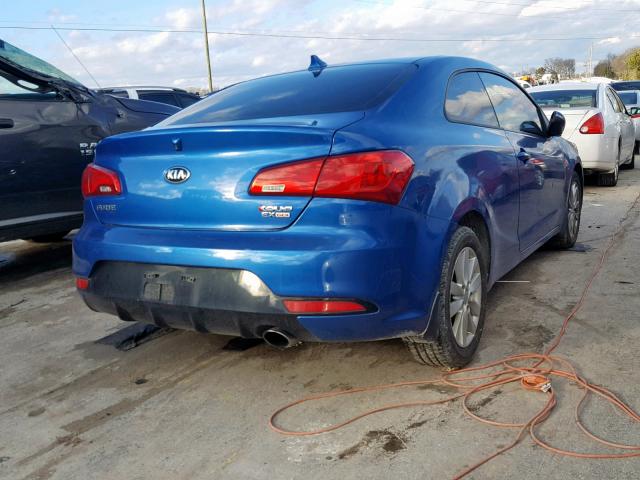 KNAFX6A82E5186760 - 2014 KIA FORTE EX BLUE photo 4