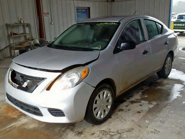 3N1CN7AP2CL909533 - 2012 NISSAN VERSA S SILVER photo 2