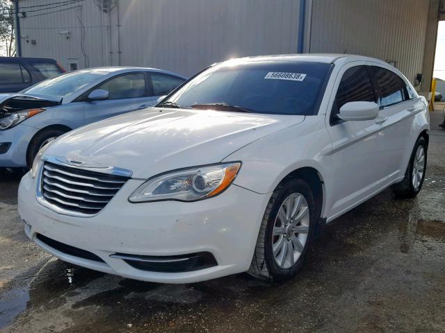 1C3CCBBG3EN106595 - 2014 CHRYSLER 200 TOURIN WHITE photo 2