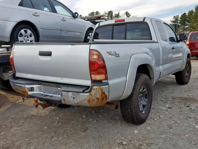 5TEUX42N86Z149455 - 2006 TOYOTA TACOMA ACC SILVER photo 4