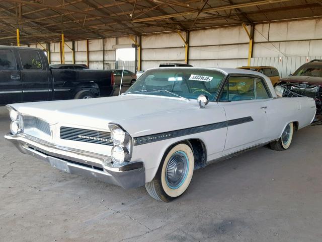 863P4419 - 1963 PONTIAC BONNEVILLE WHITE photo 2